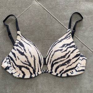 Animal Print VS Bra